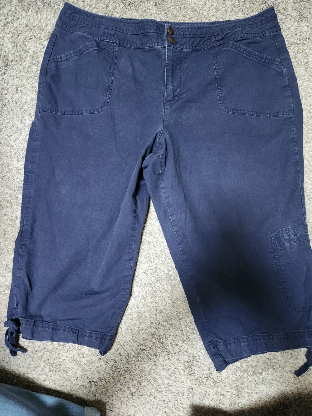 Coldwater Creek Navy Cropped Cargo Pants